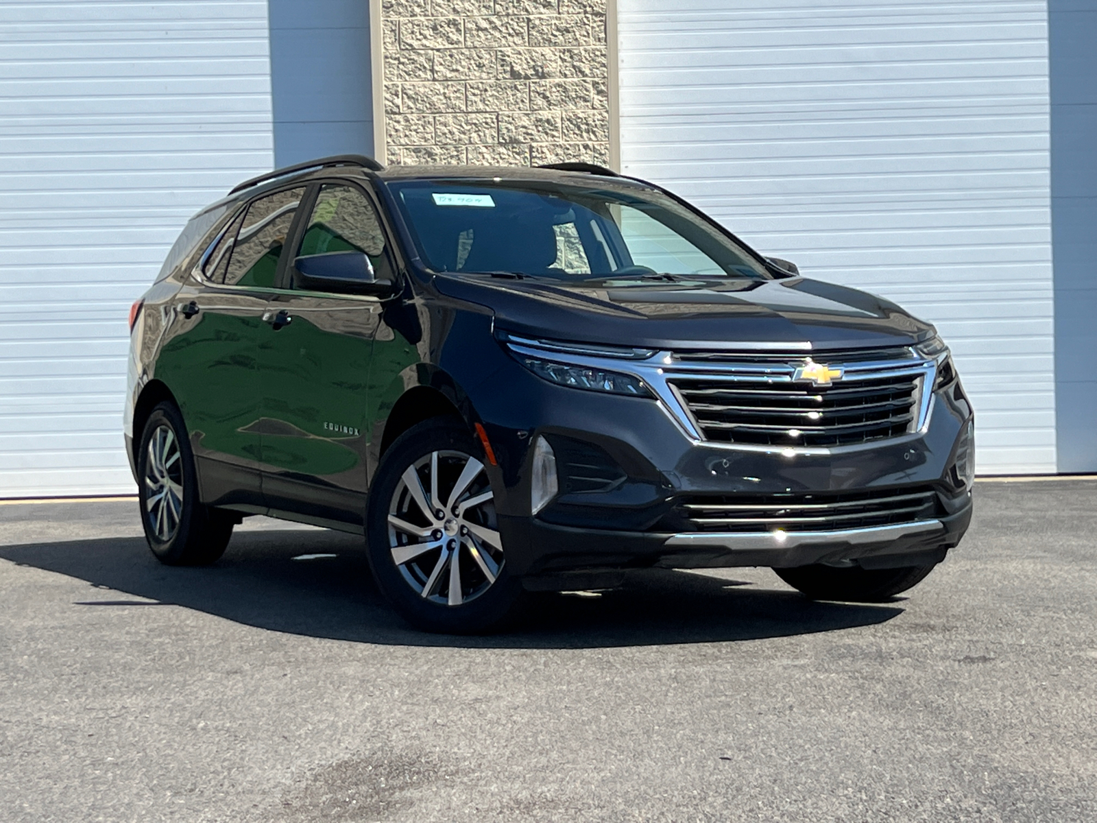 2023 Chevrolet Equinox LT 1