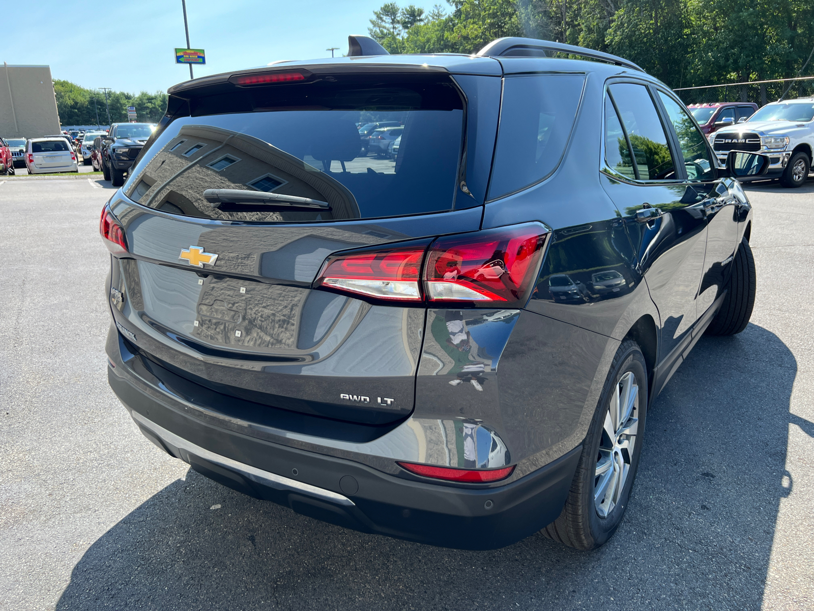 2023 Chevrolet Equinox LT 10