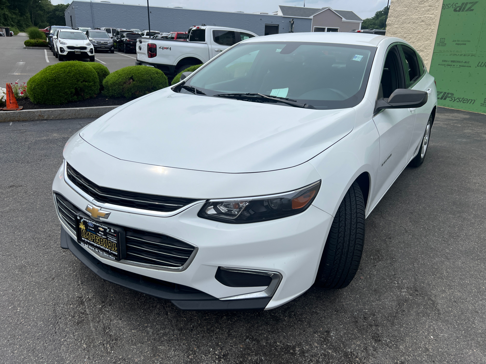 2017 Chevrolet Malibu  4