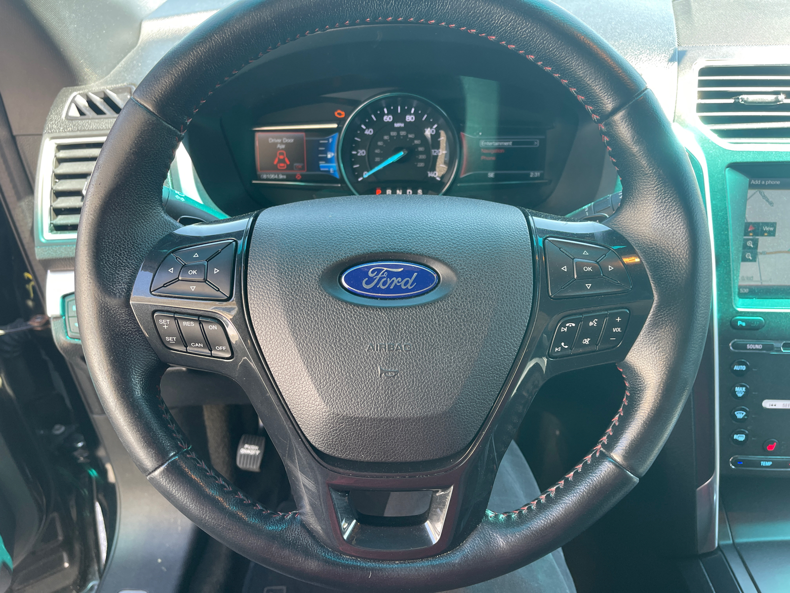 2016 Ford Explorer Sport 28