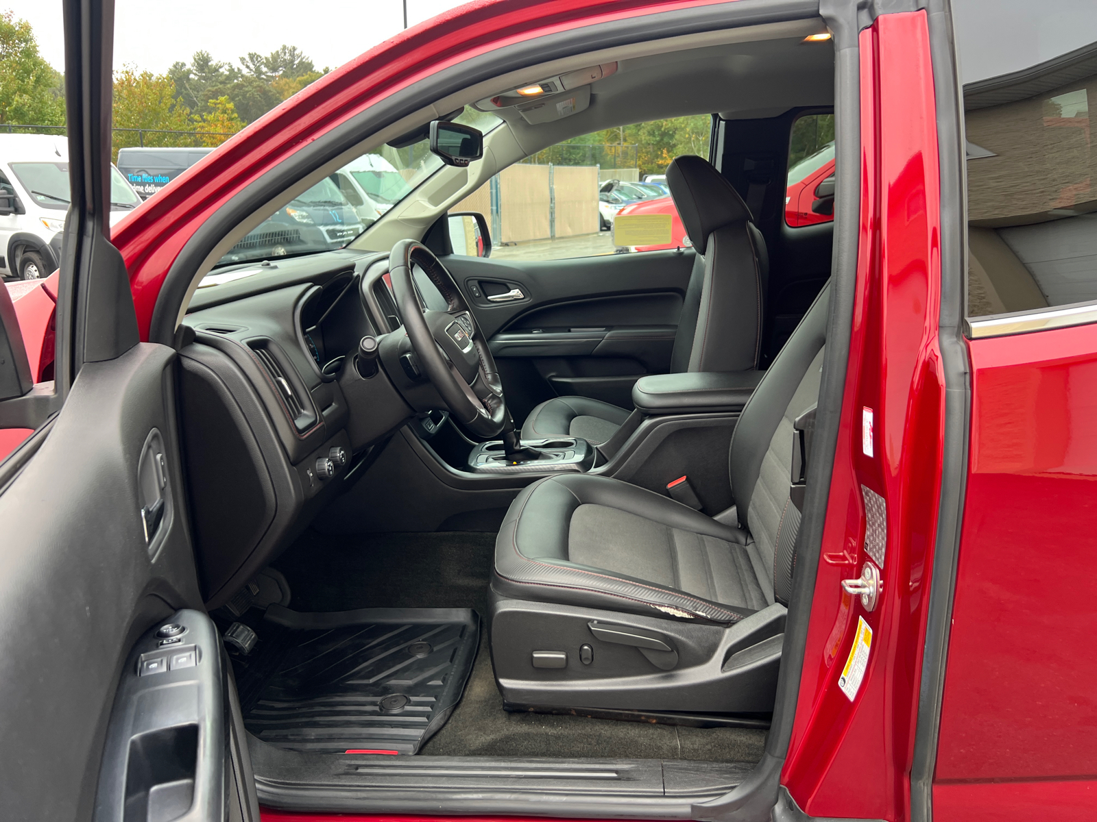 2018 GMC Canyon All Terrain 28