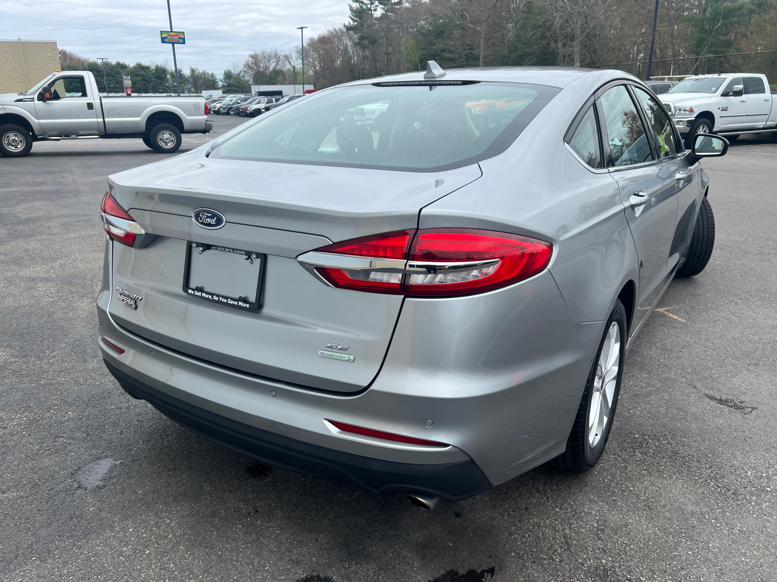 2020 Ford Fusion SE 10