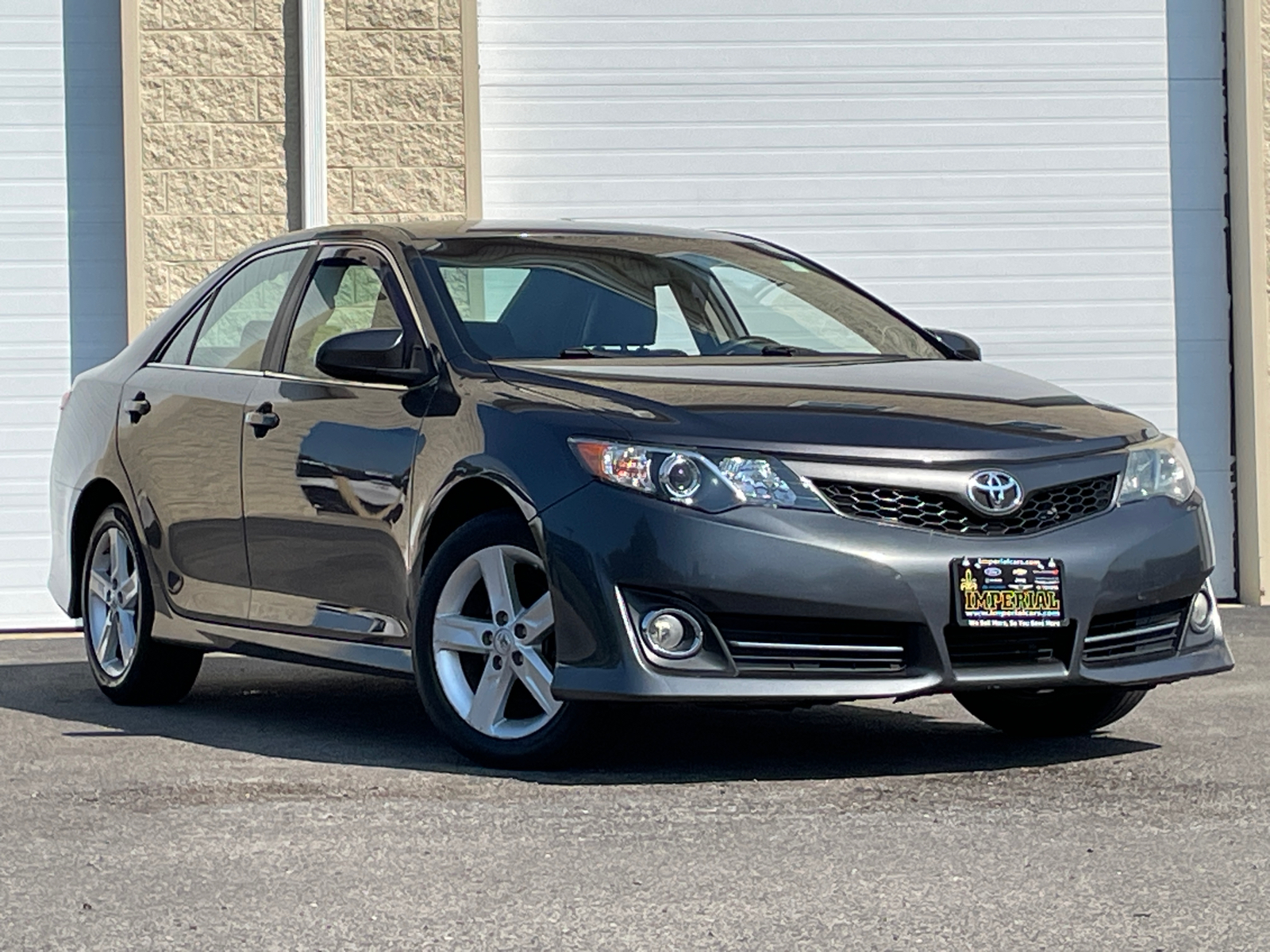 2013 Toyota Camry  2