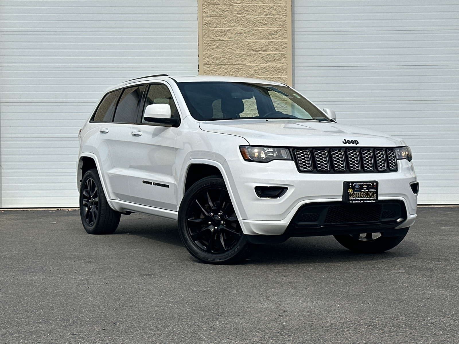 2020 Jeep Grand Cherokee  2