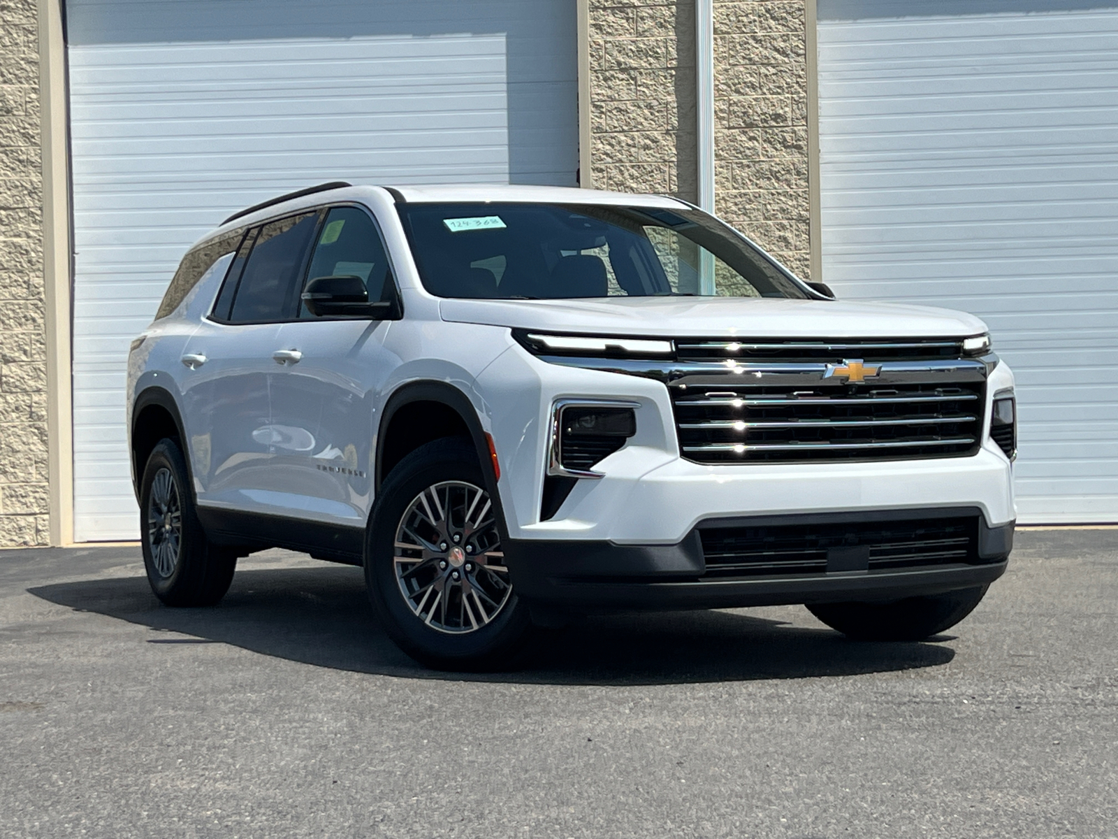 2024 Chevrolet Traverse LT 1