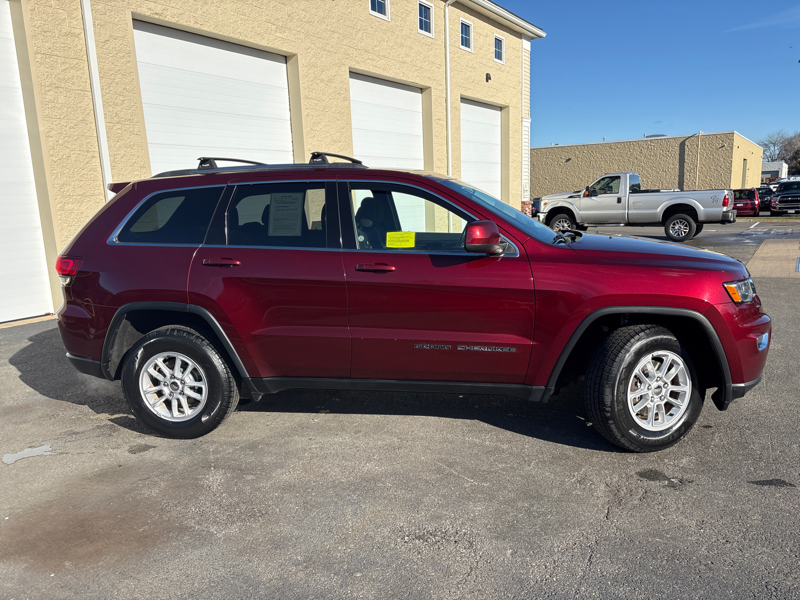 2020 Jeep Grand Cherokee Laredo E 11