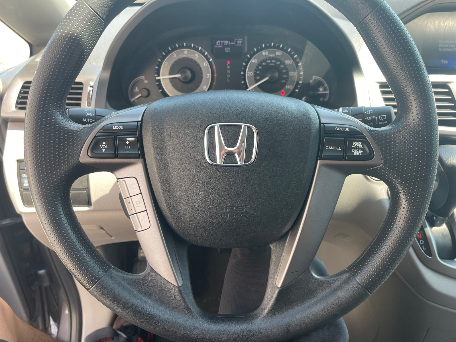 2015 Honda Odyssey EX 26