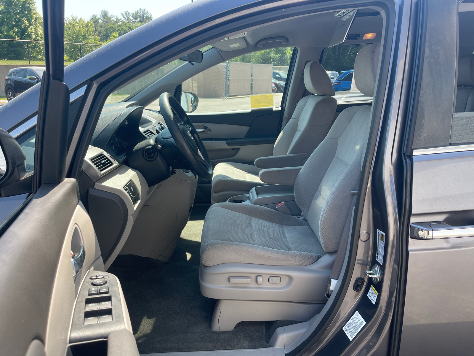 2015 Honda Odyssey EX 36