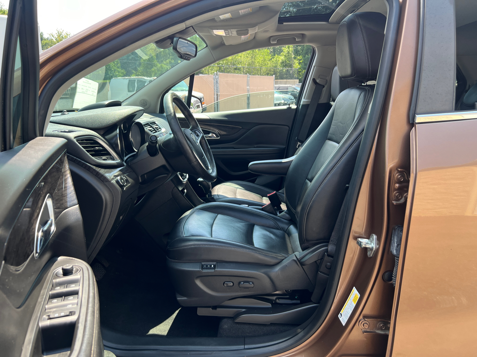 2016 Buick Encore Leather 32