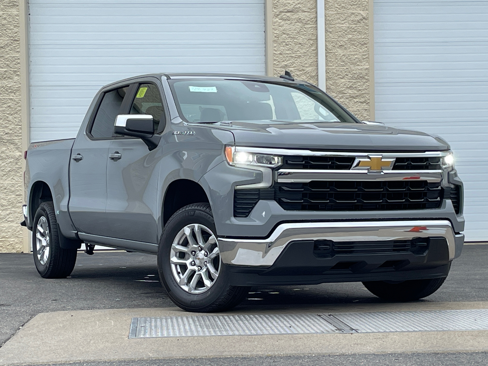 2024 Chevrolet Silverado 1500 LT 2