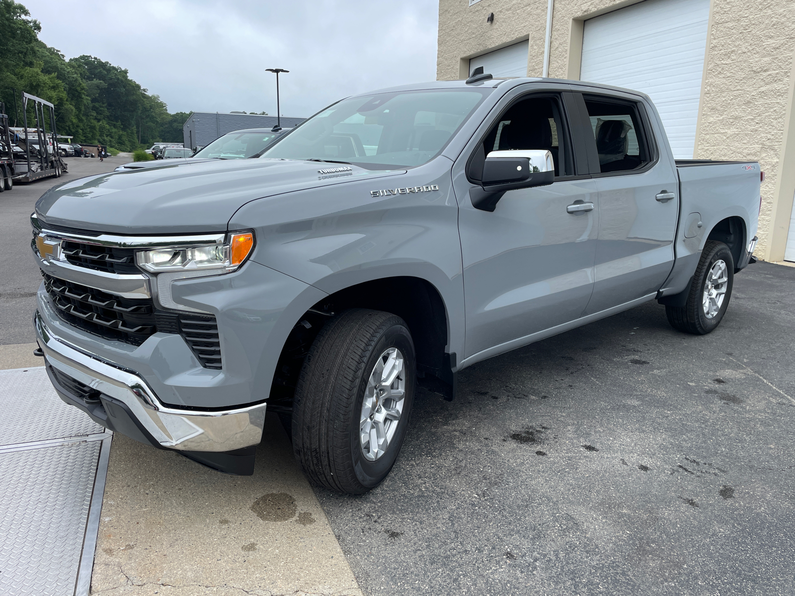 2024 Chevrolet Silverado 1500 LT 4