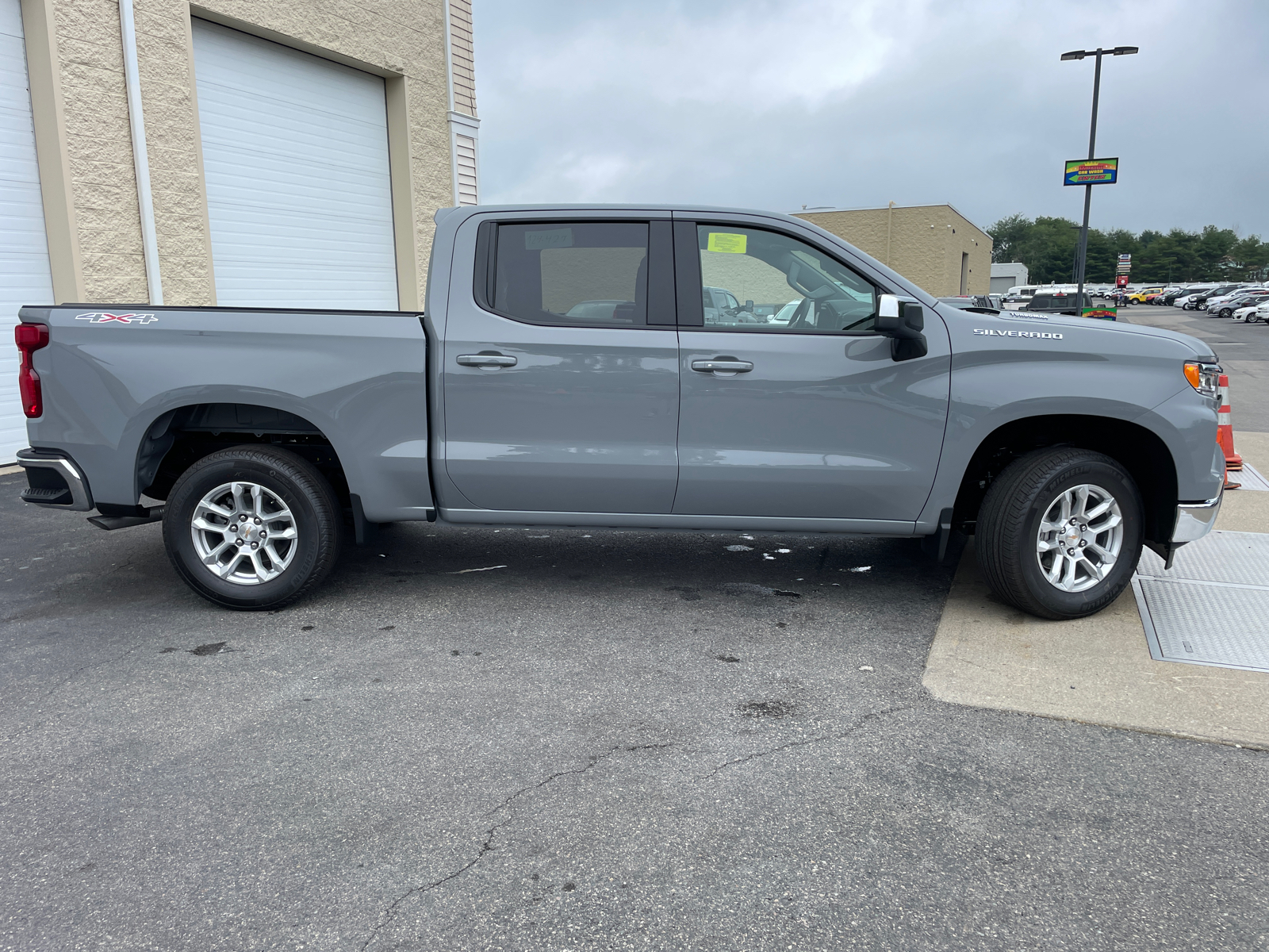 2024 Chevrolet Silverado 1500 LT 13