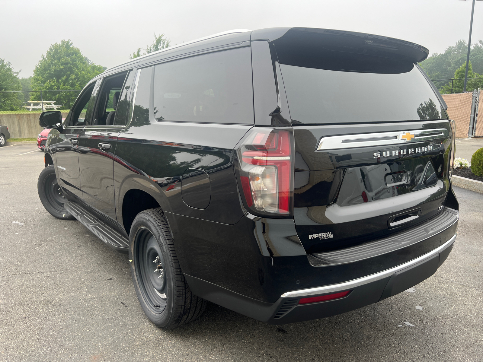 2024 Chevrolet Suburban LT 8