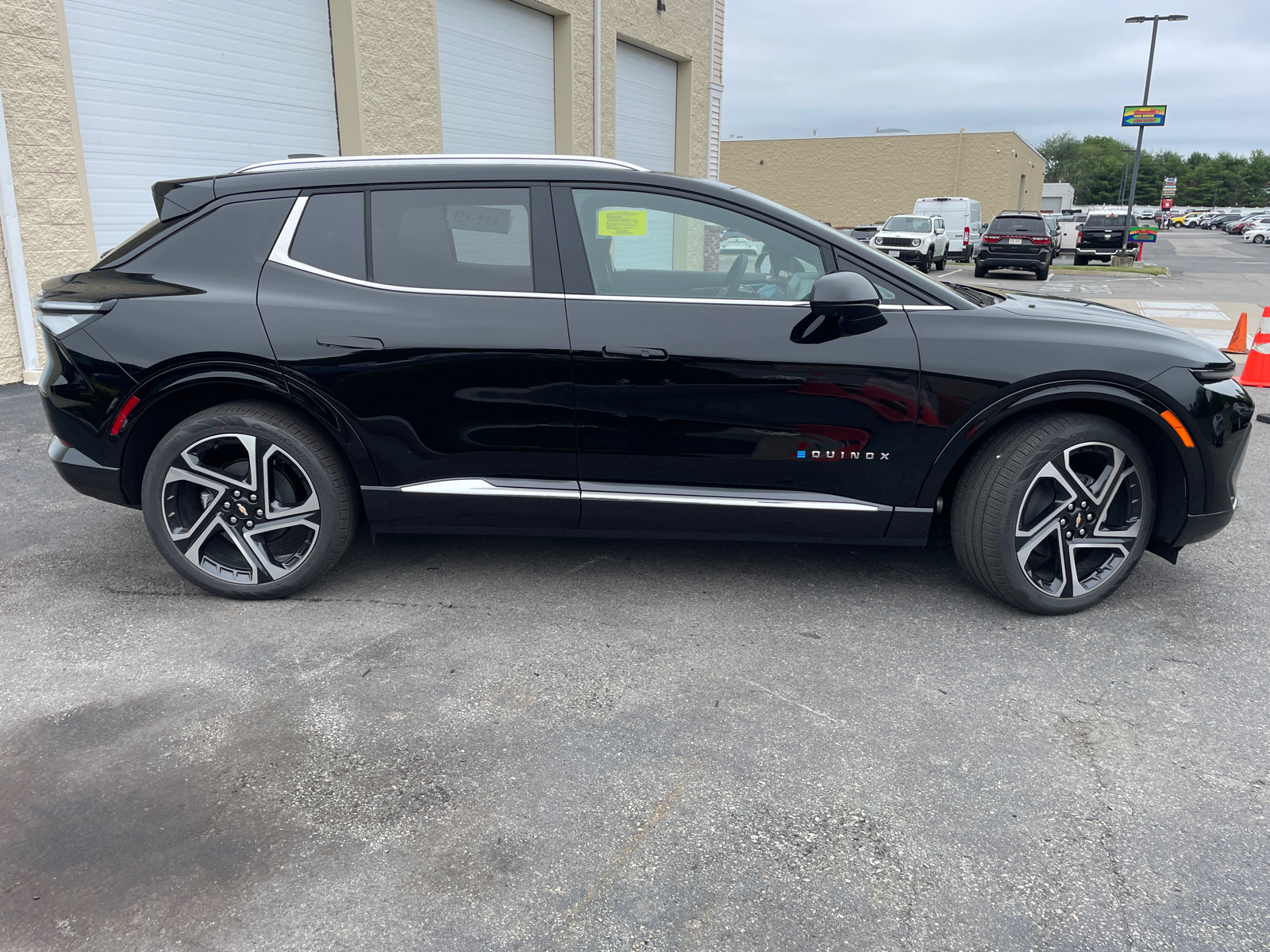 2024 Chevrolet Equinox EV LT 14