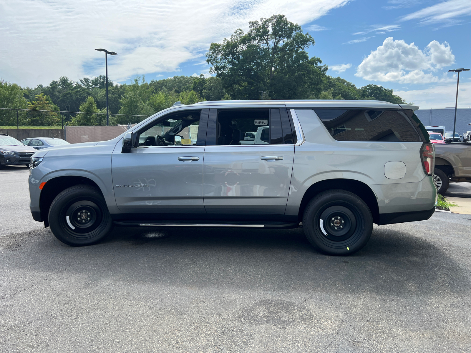 2024 Chevrolet Suburban LT 5