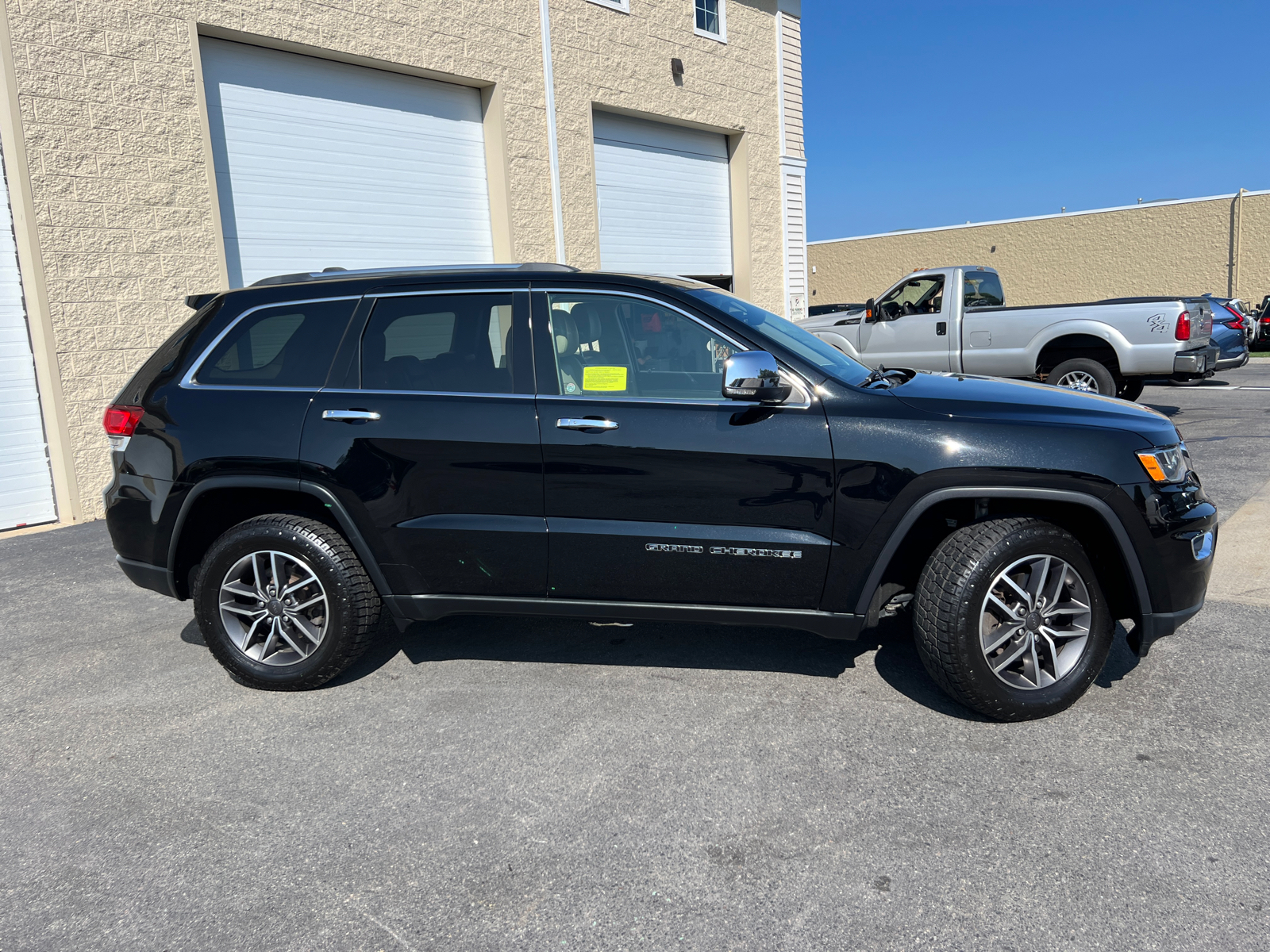 2020 Jeep Grand Cherokee Limited 11