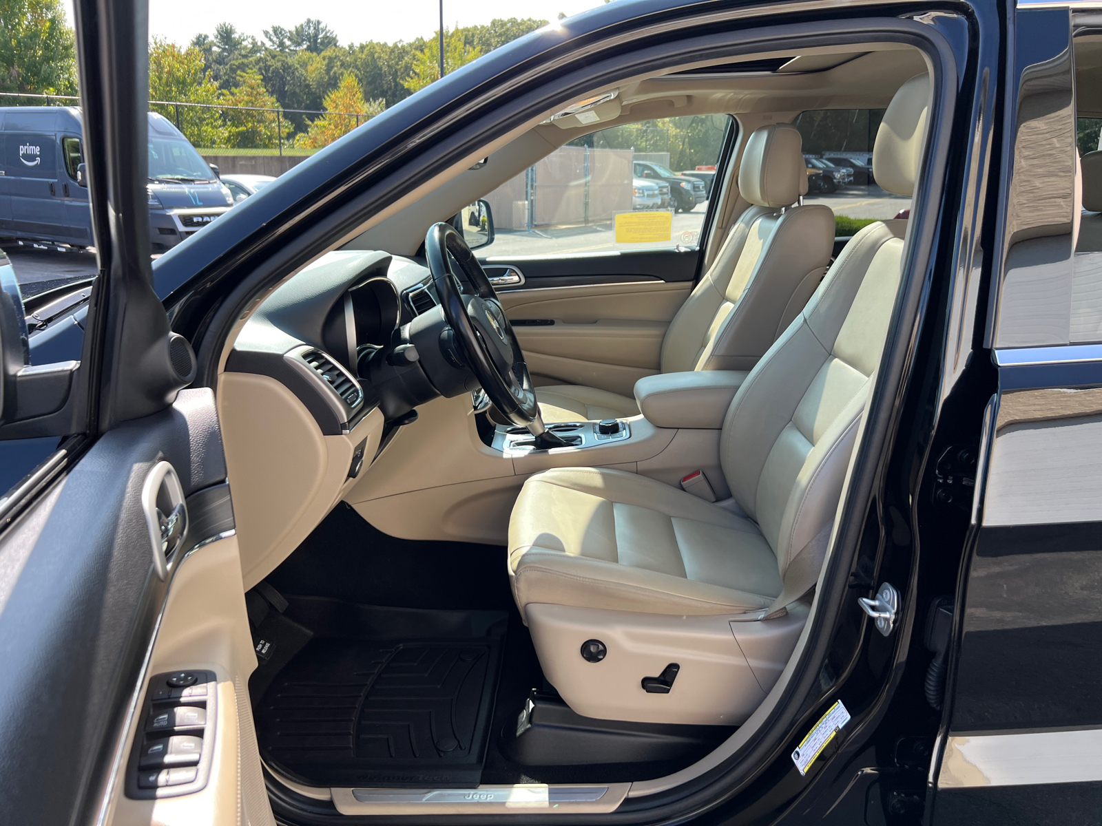 2020 Jeep Grand Cherokee Limited 33