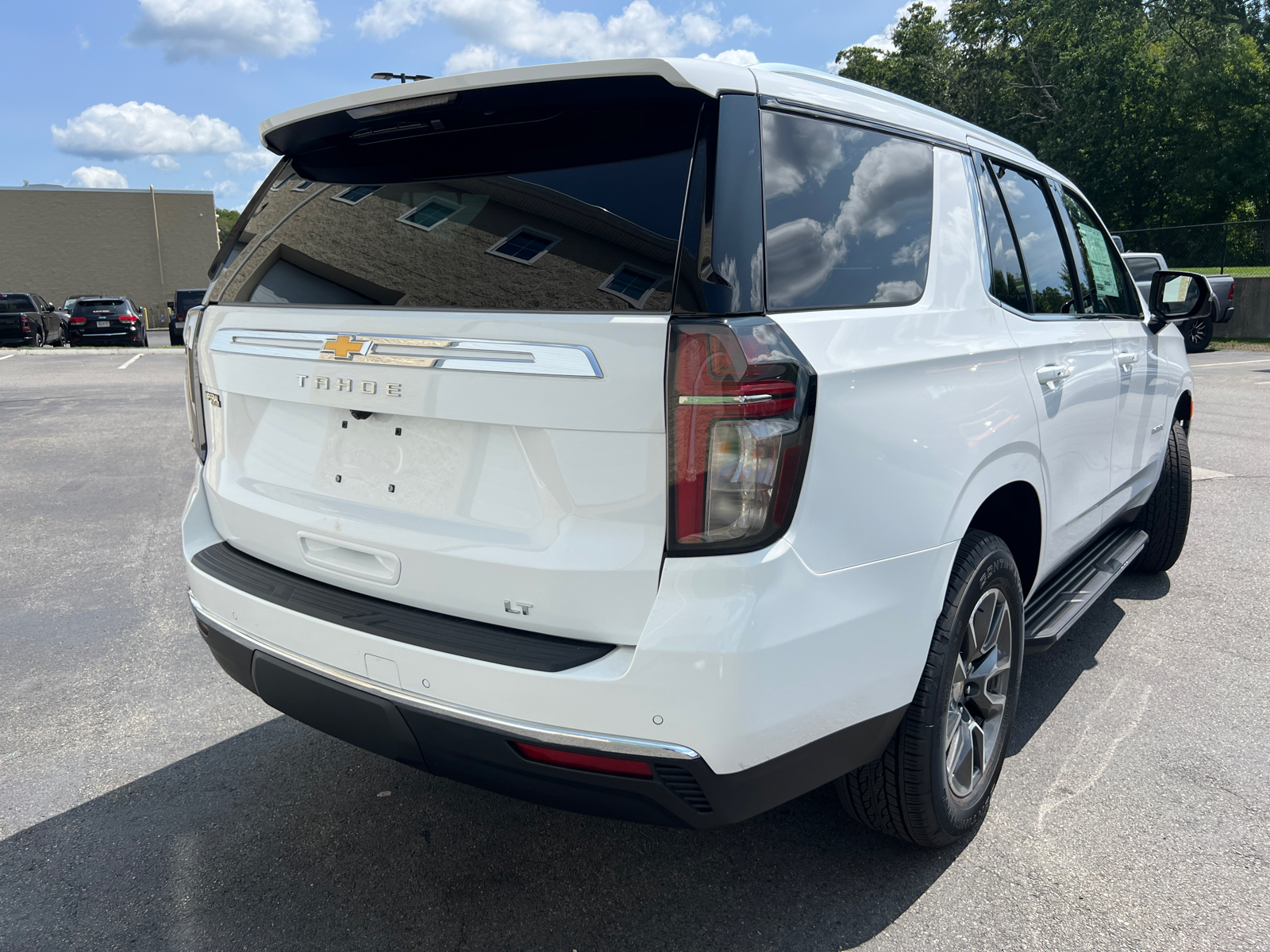 2024 Chevrolet Tahoe LT 10