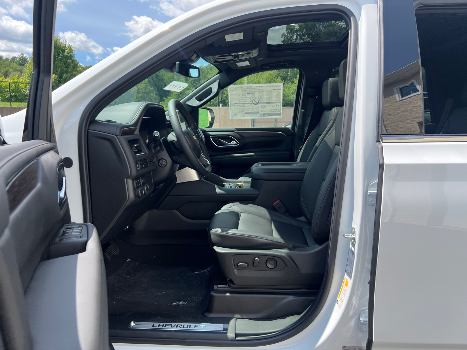 2024 Chevrolet Tahoe LT 31