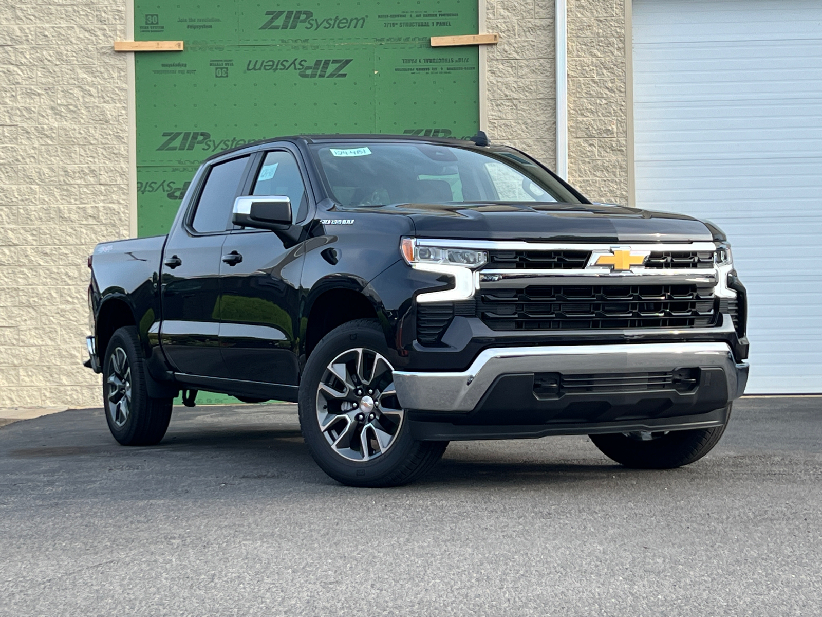 2024 Chevrolet Silverado 1500 LT 2