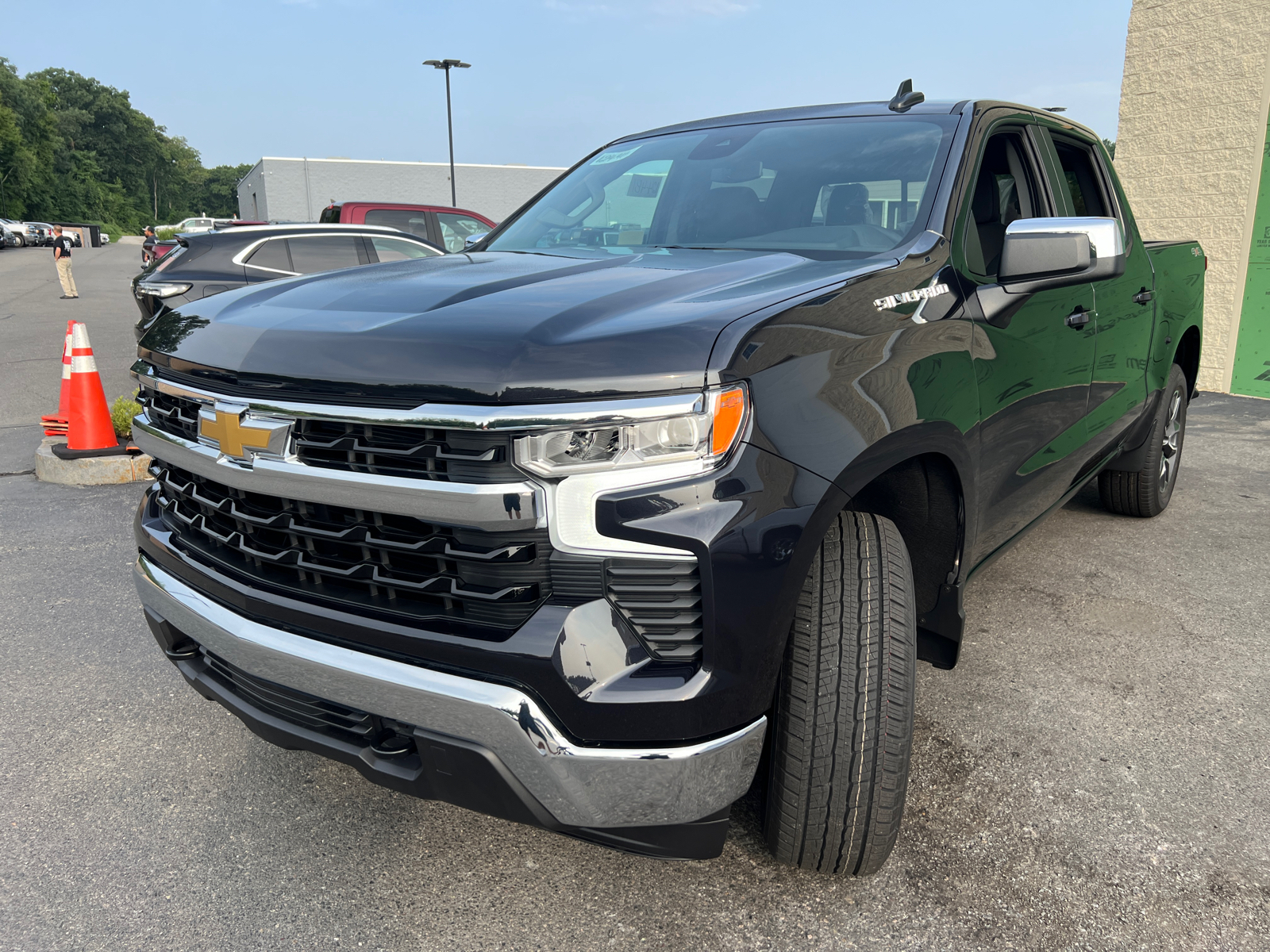 2024 Chevrolet Silverado 1500 LT 4