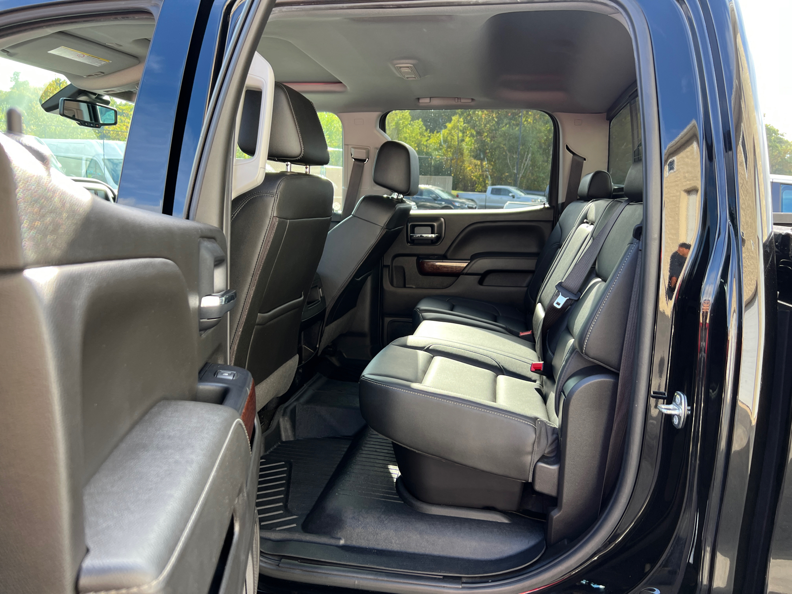 2018 GMC Sierra 2500HD SLT with Fisher Plow 13