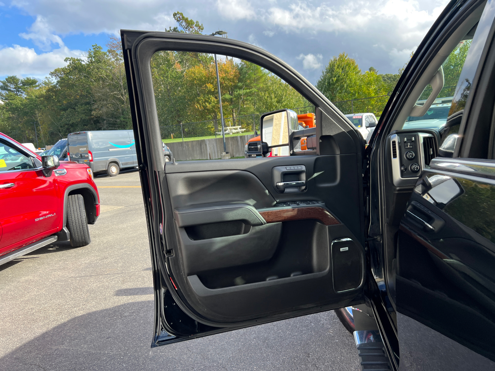 2018 GMC Sierra 2500HD SLT with Fisher Plow 18