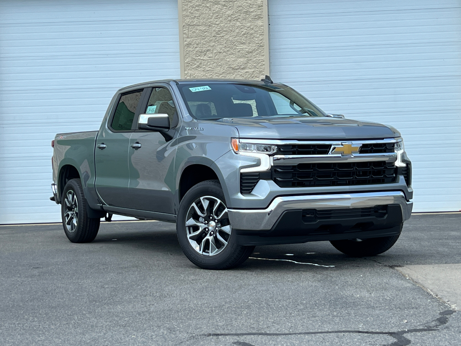 2024 Chevrolet Silverado 1500 LT 1