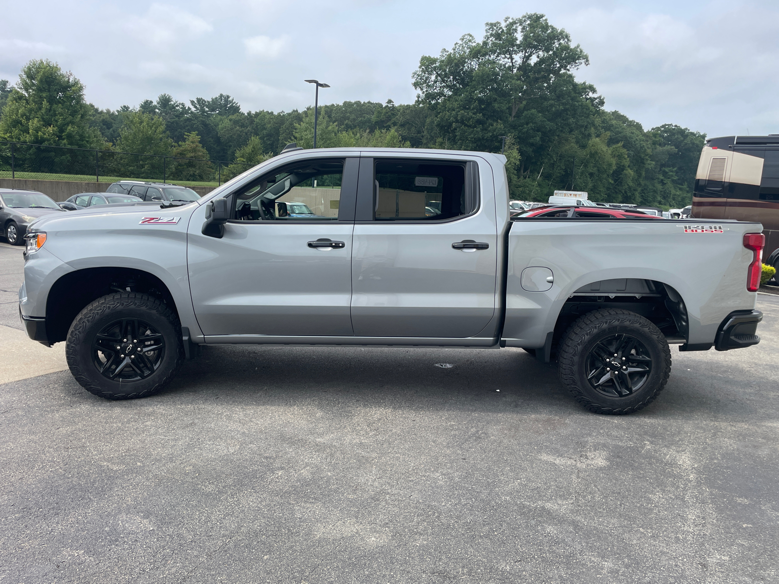 2024 Chevrolet Silverado 1500 LT Trail Boss 5