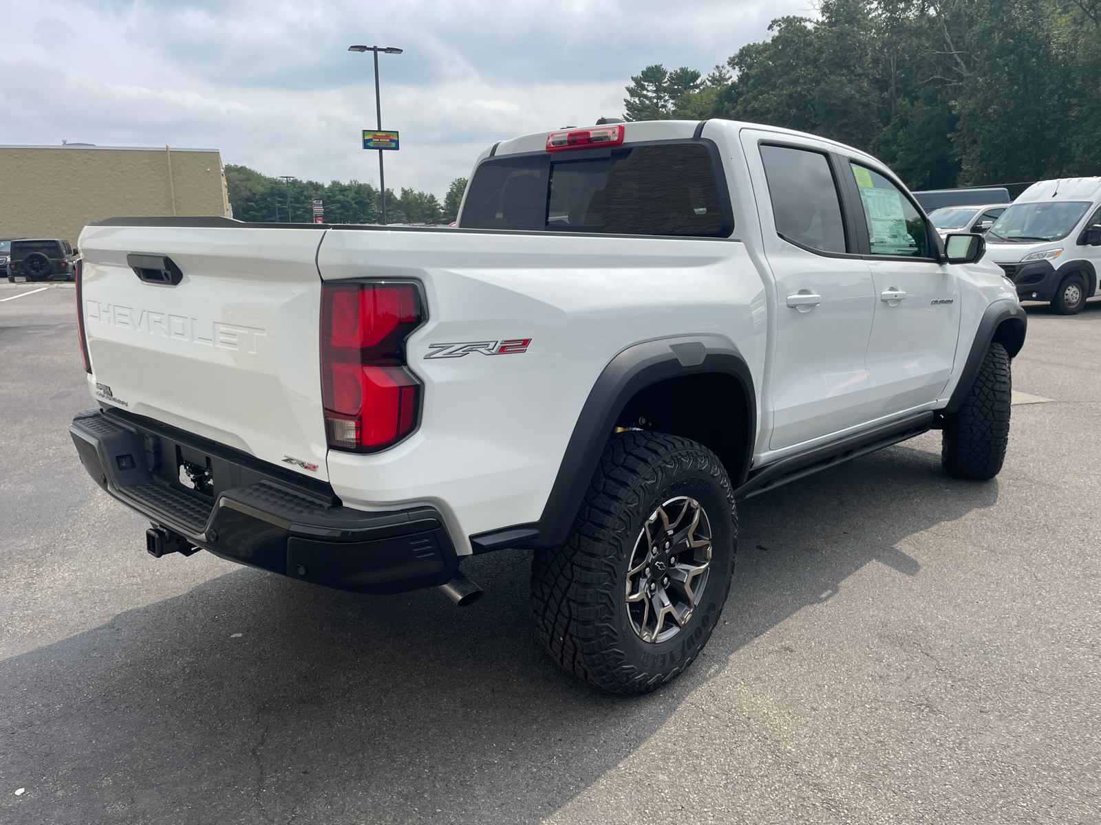 2024 Chevrolet Colorado ZR2 13