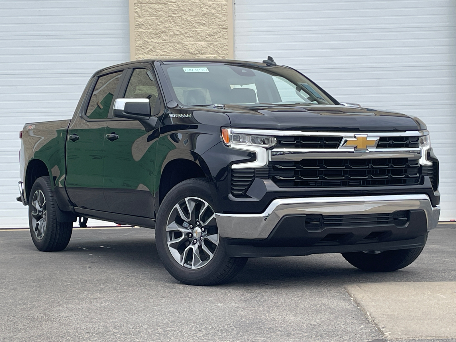 2024 Chevrolet Silverado 1500 LT 1