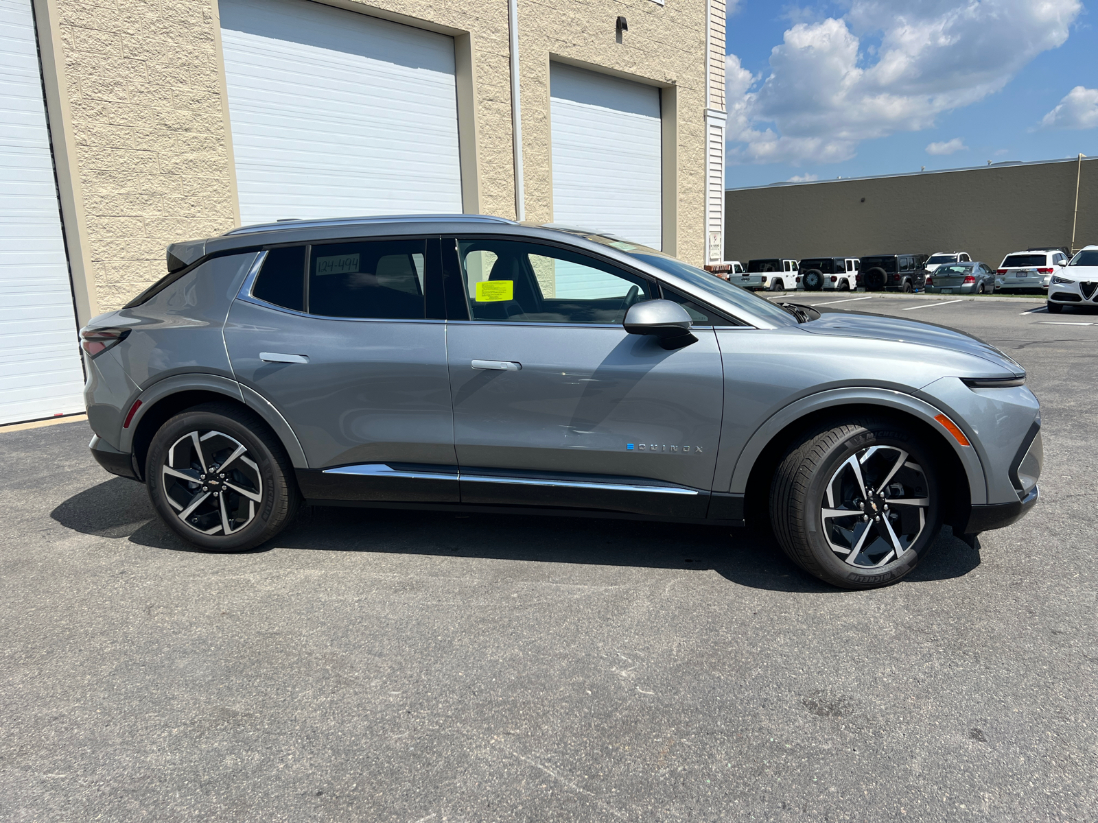 2024 Chevrolet Equinox EV LT 11