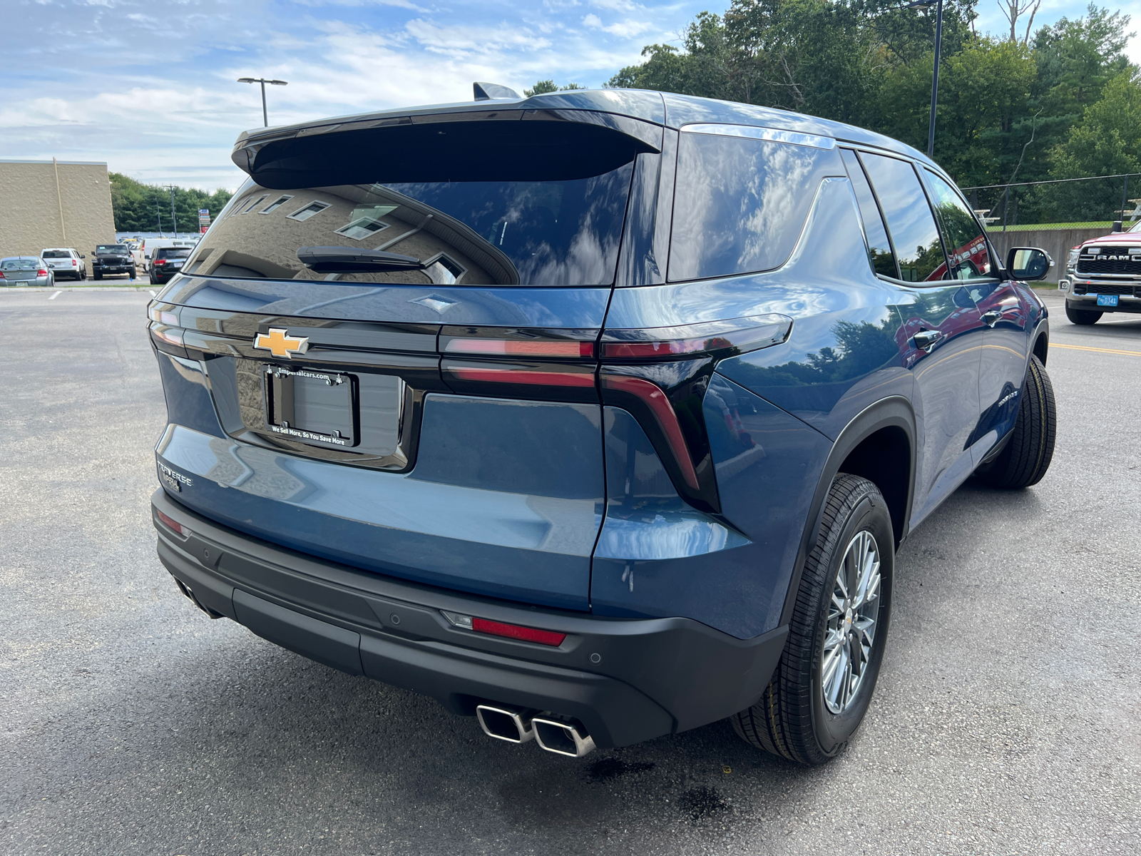 2024 Chevrolet Traverse LS 10