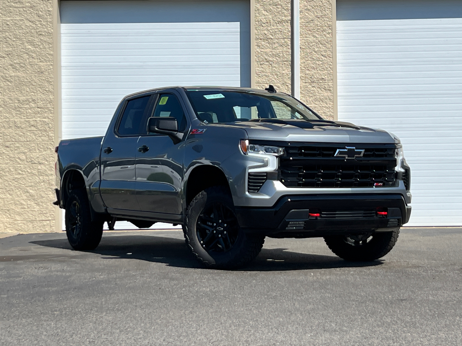 2024 Chevrolet Silverado 1500 LT Trail Boss 2