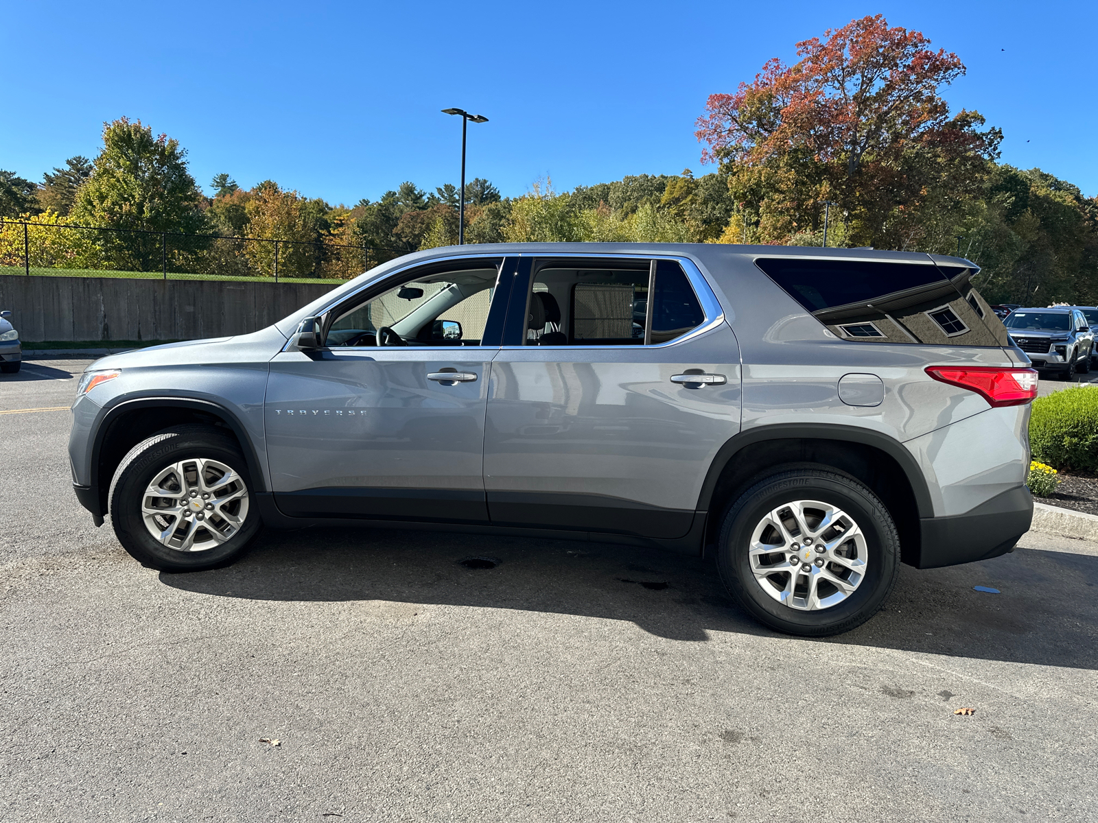 2021 Chevrolet Traverse LS 5