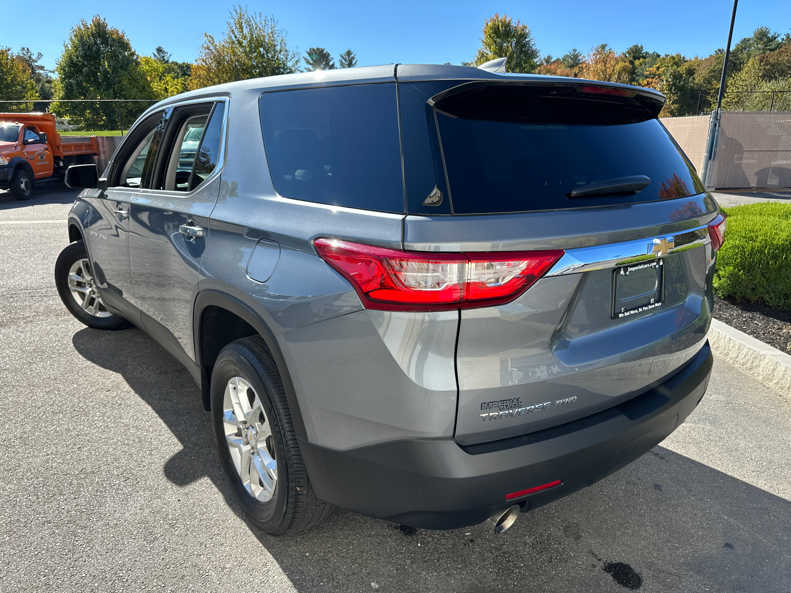 2021 Chevrolet Traverse LS 7