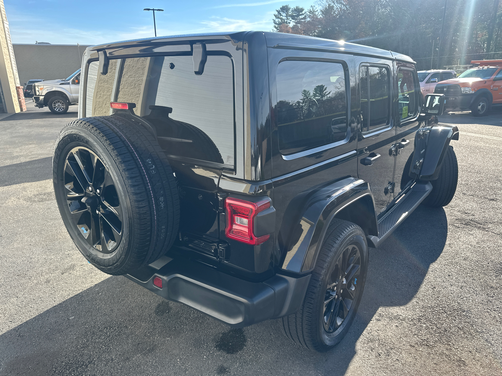 2022 Jeep Wrangler Unlimited Sahara 4xe 10