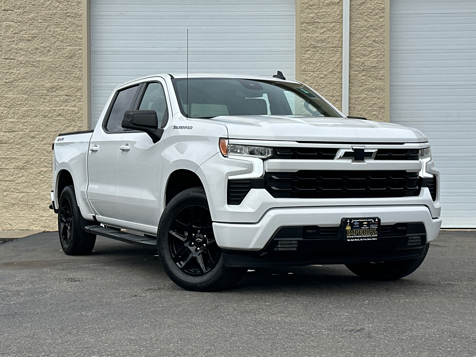 2022 Chevrolet Silverado 1500 RST 1