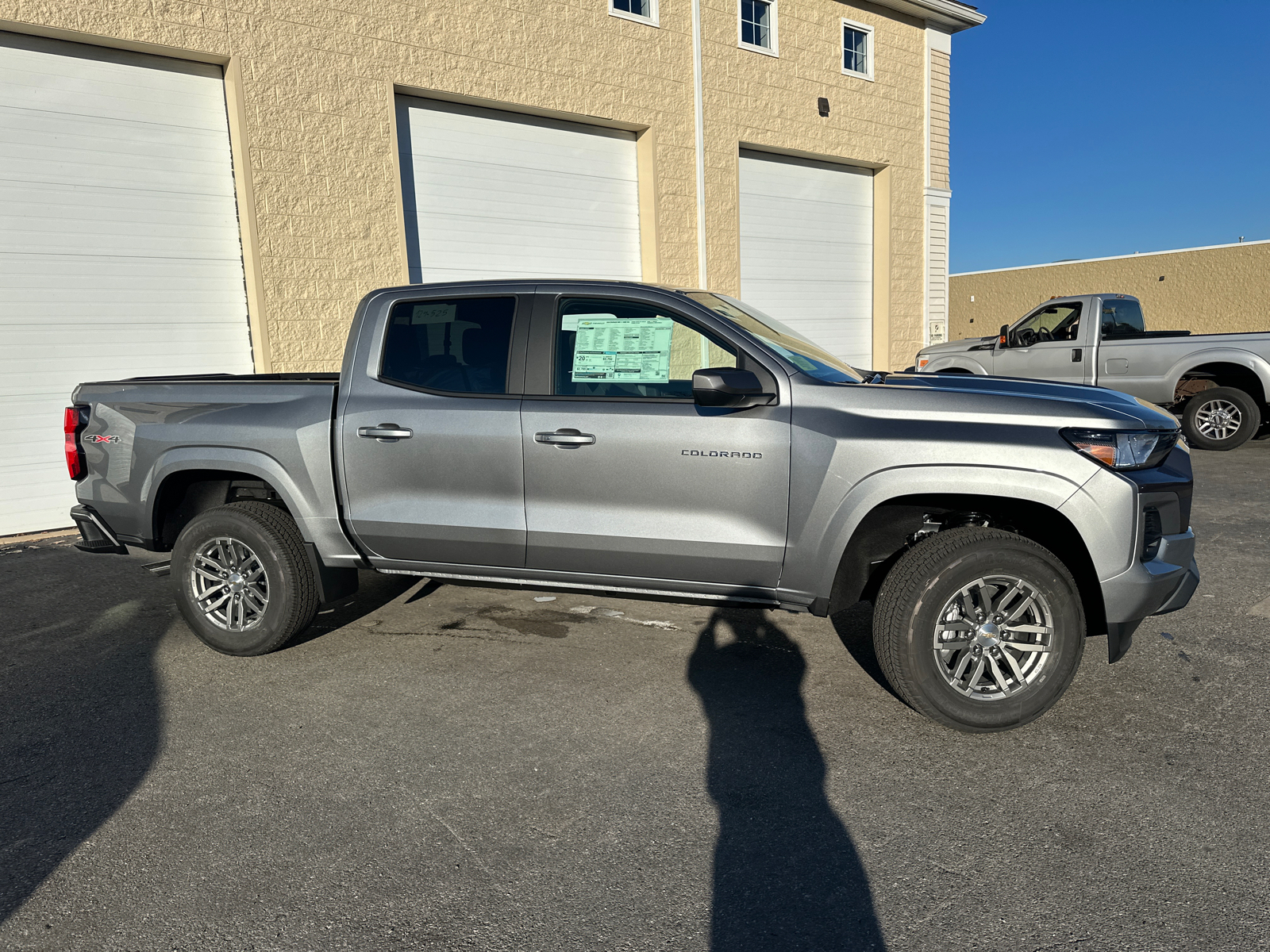 2024 Chevrolet Colorado LT 12