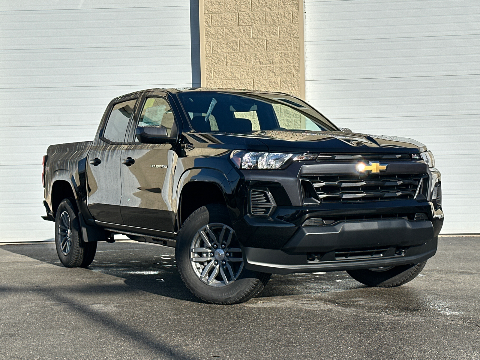 2024 Chevrolet Colorado LT 1