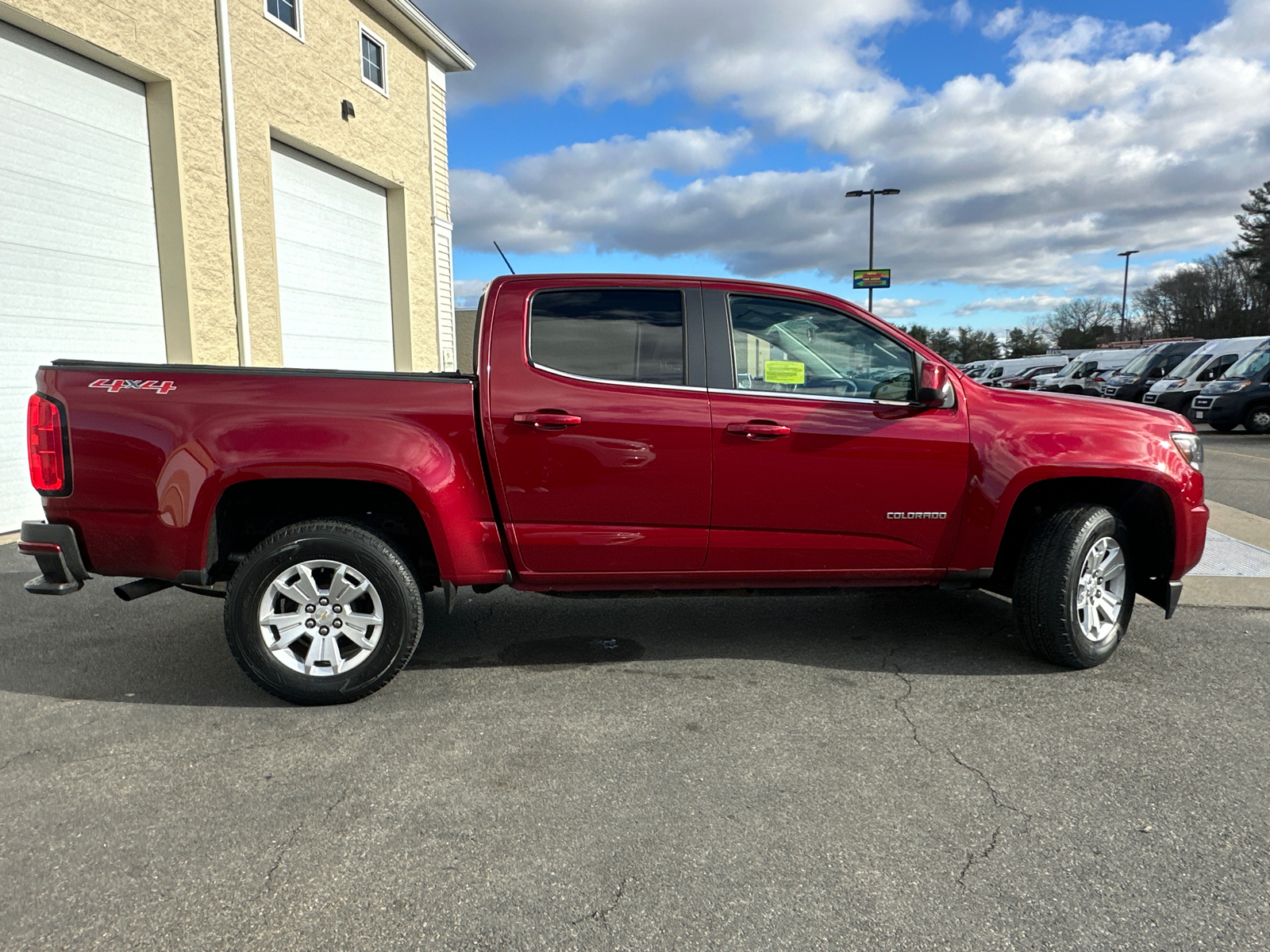 2018 Chevrolet Colorado LT 11