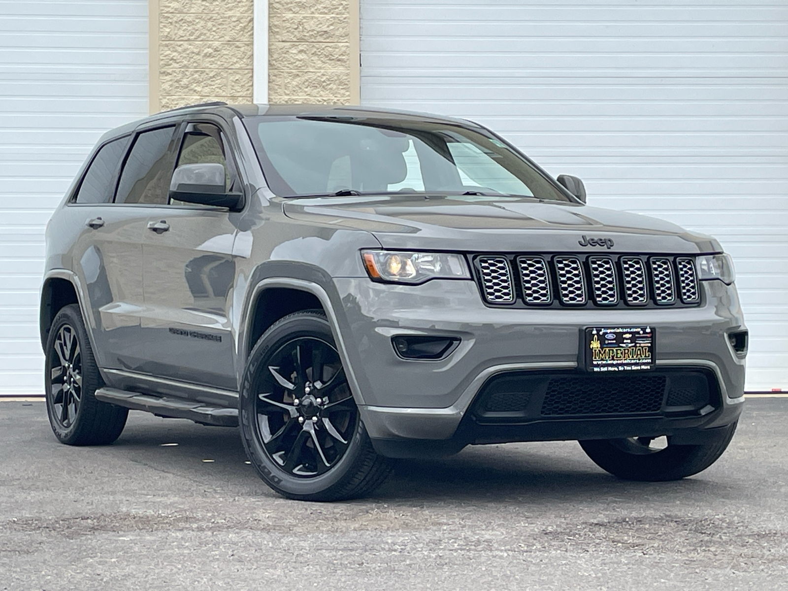 2020 Jeep Grand Cherokee Altitude 1