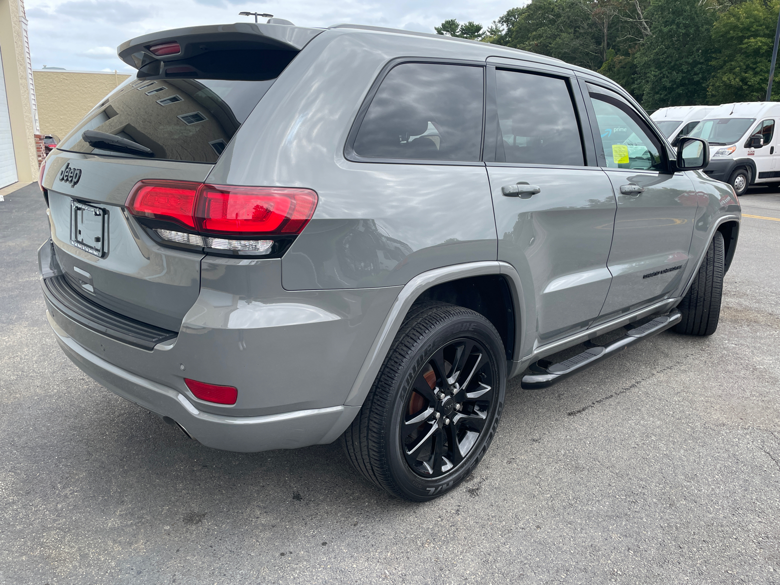 2020 Jeep Grand Cherokee Altitude 13