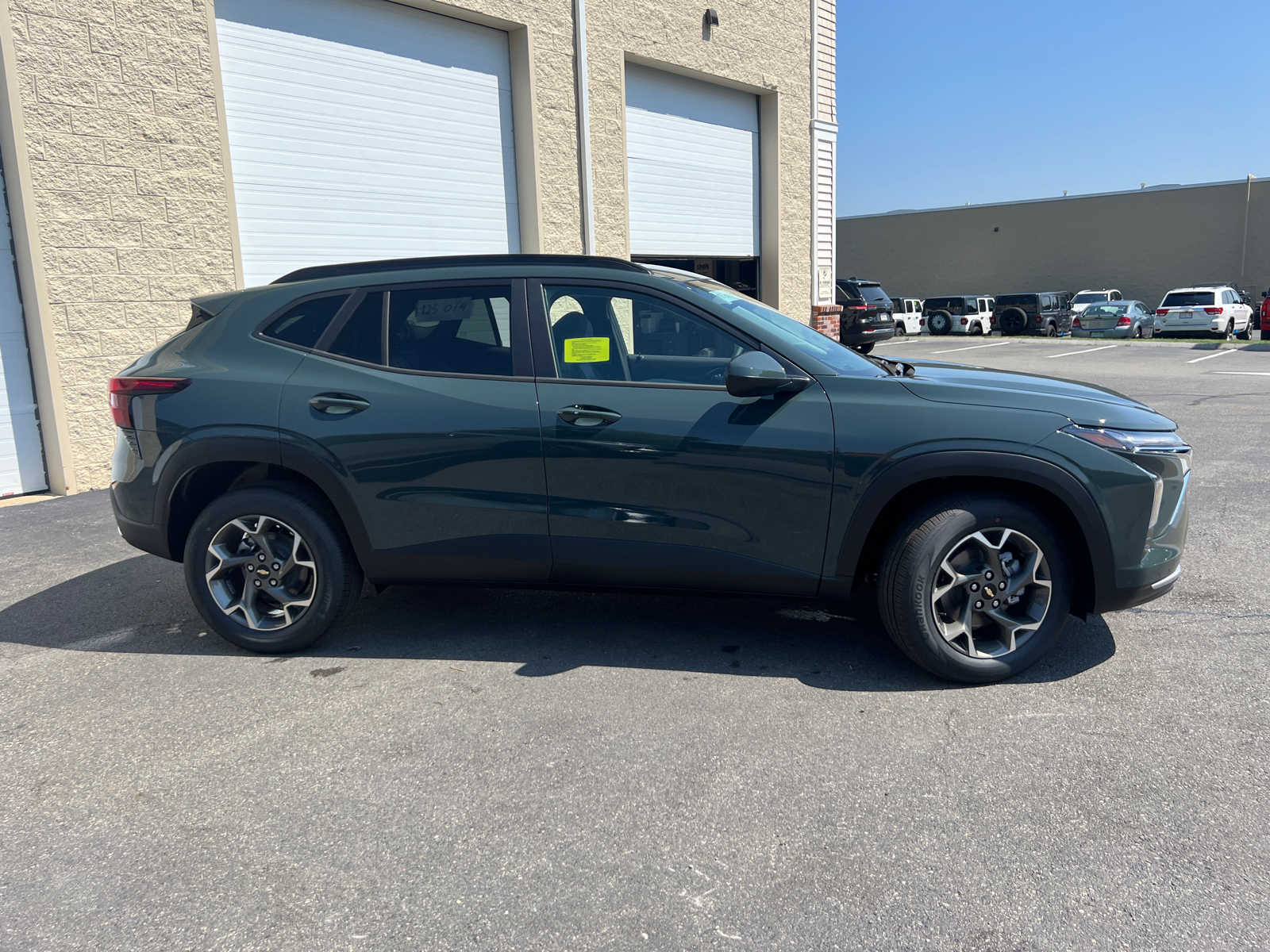 2025 Chevrolet Trax LT 11