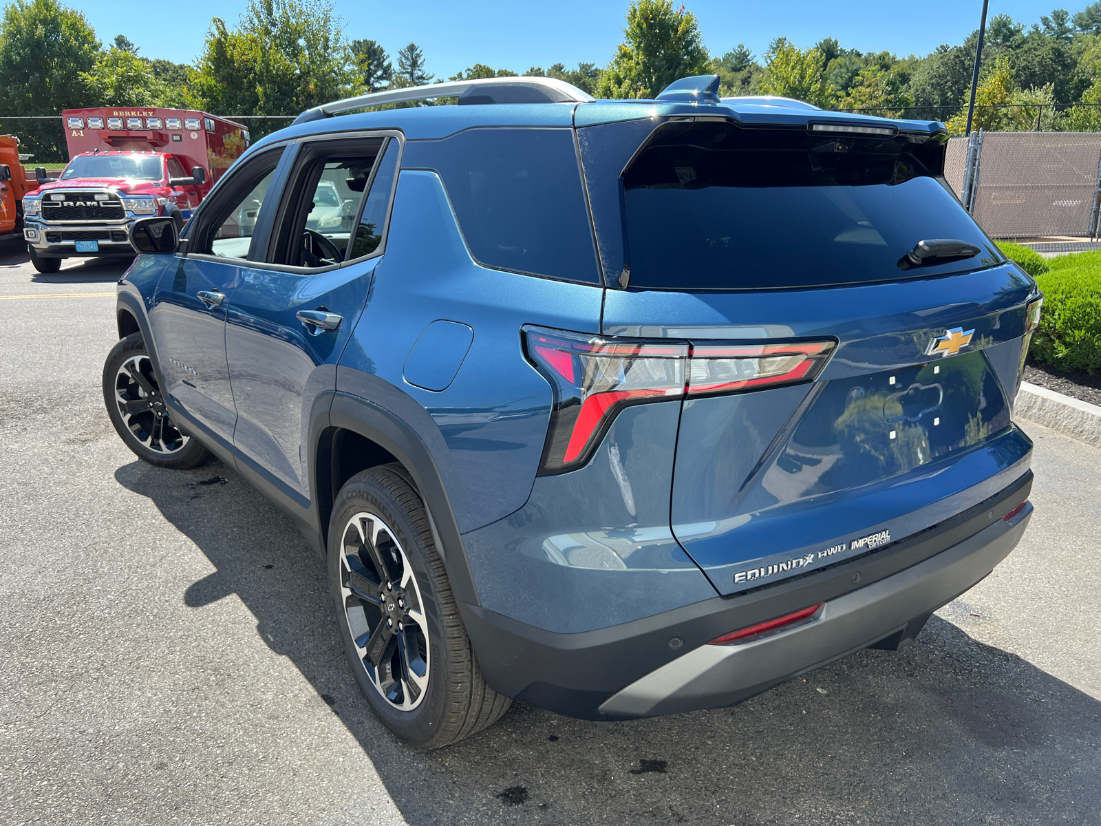 2025 Chevrolet Equinox LT 8