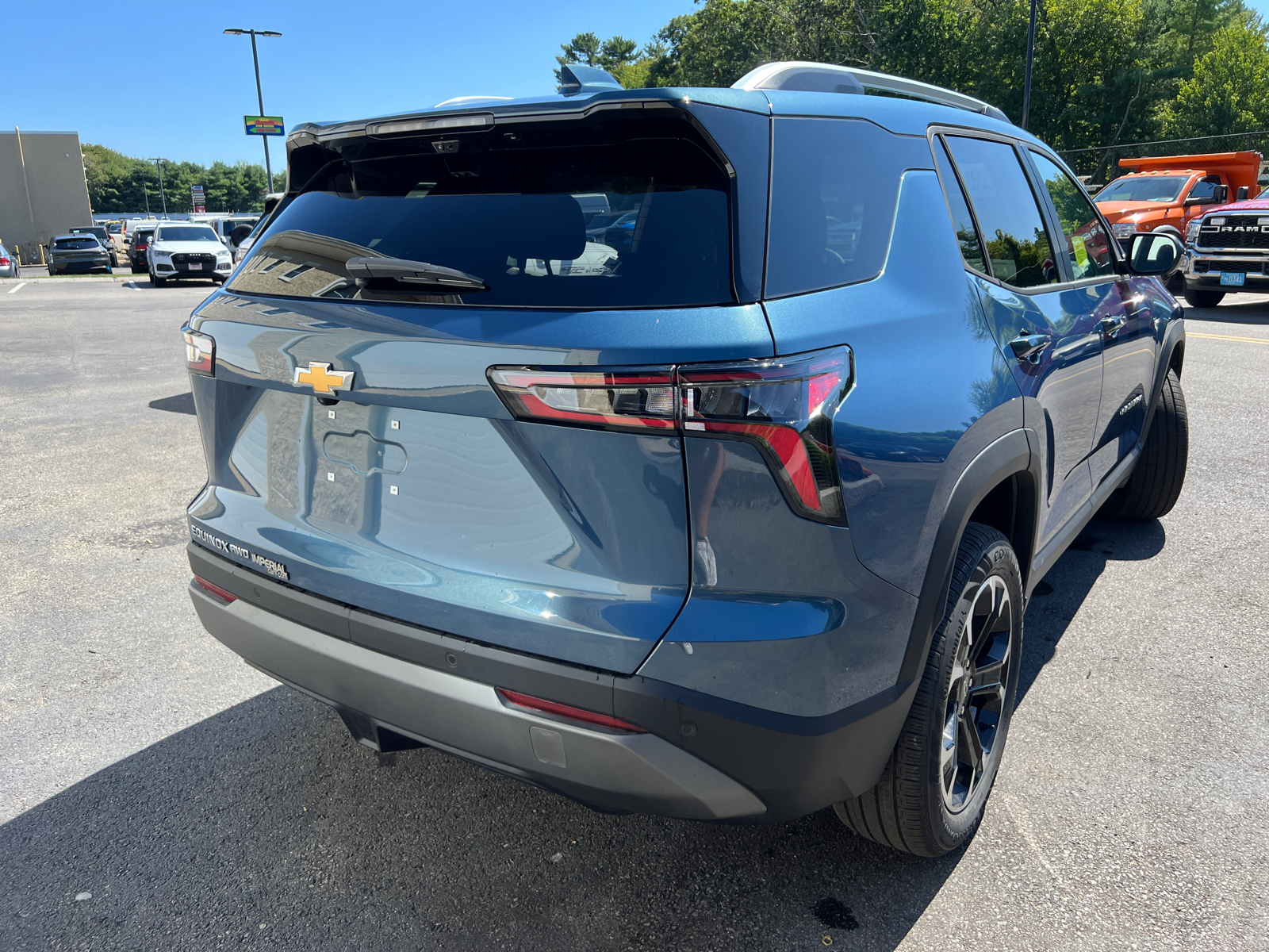 2025 Chevrolet Equinox LT 11