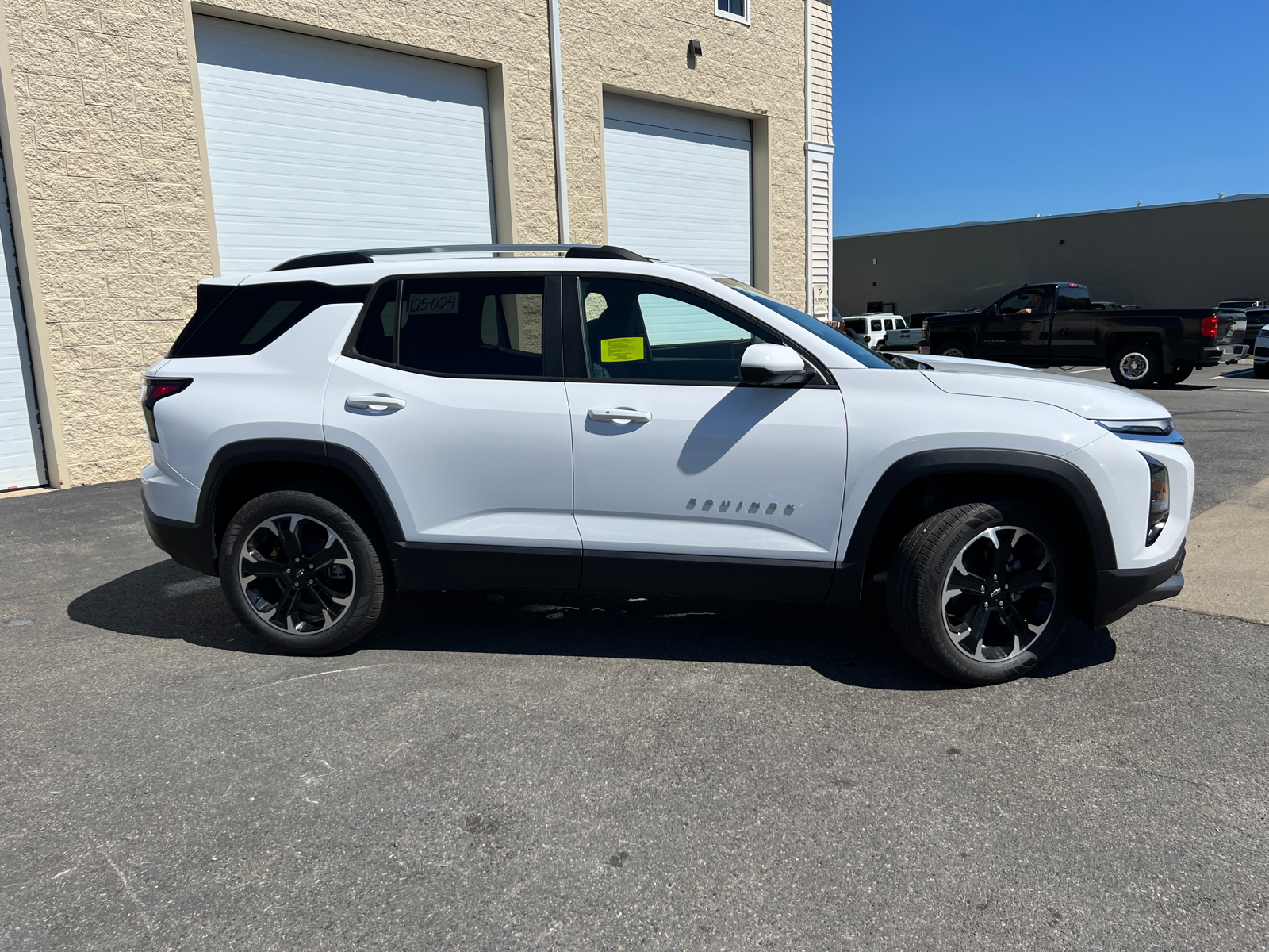 2025 Chevrolet Equinox LT 11