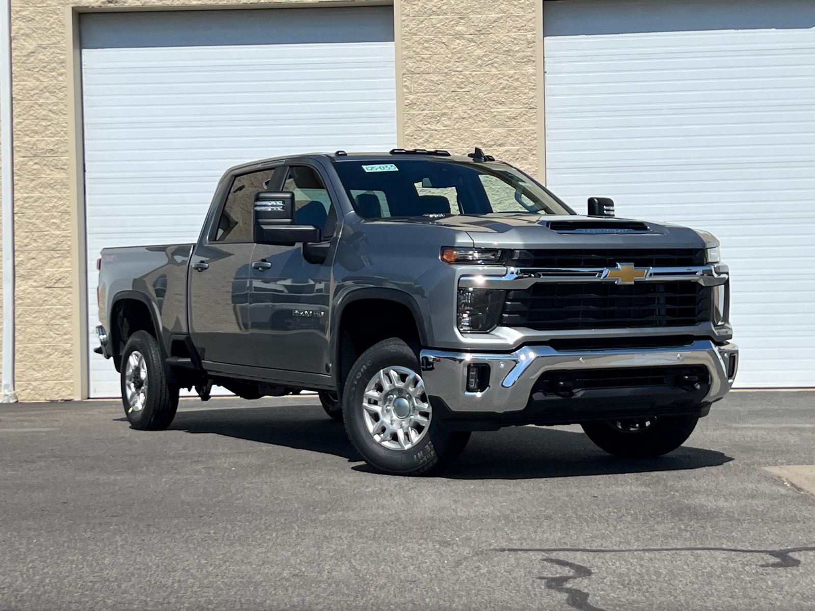 2025 Chevrolet Silverado 2500HD LT 1