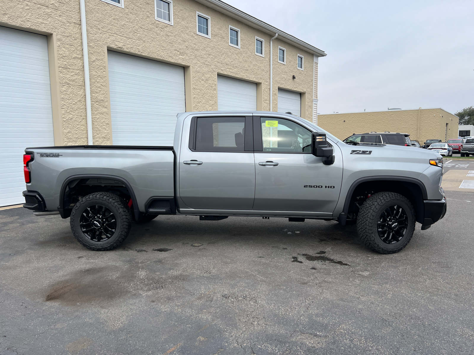 2025 Chevrolet Silverado 2500HD LT 11