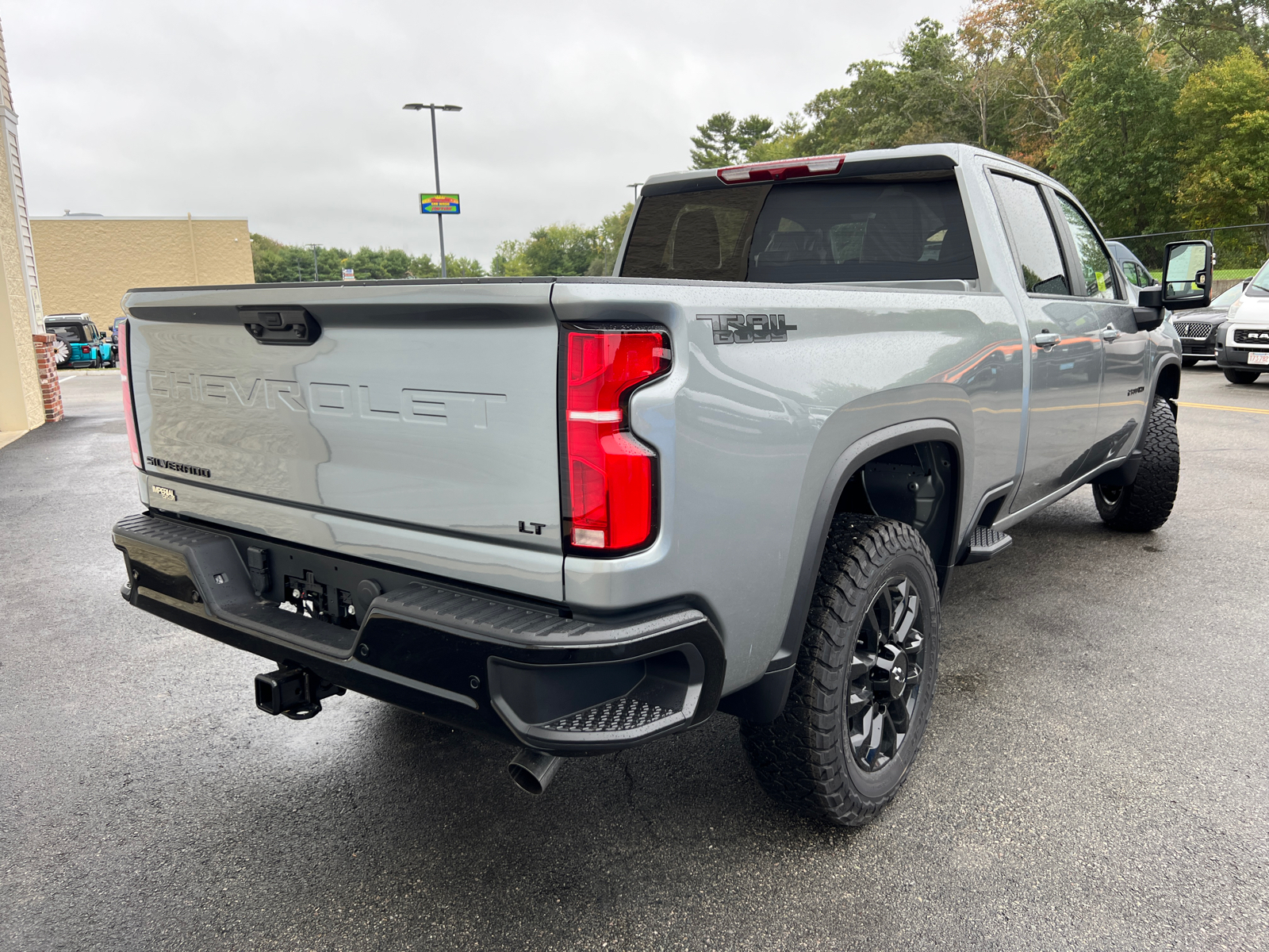 2025 Chevrolet Silverado 2500HD LT 10